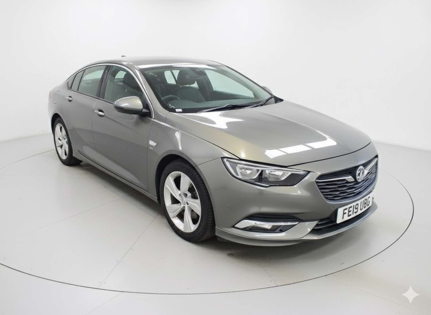 Used Vauxhall Insignia 2019 for sale - 76263533: Photo 1