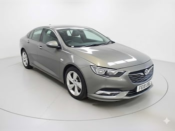 Vauxhall - Insignia