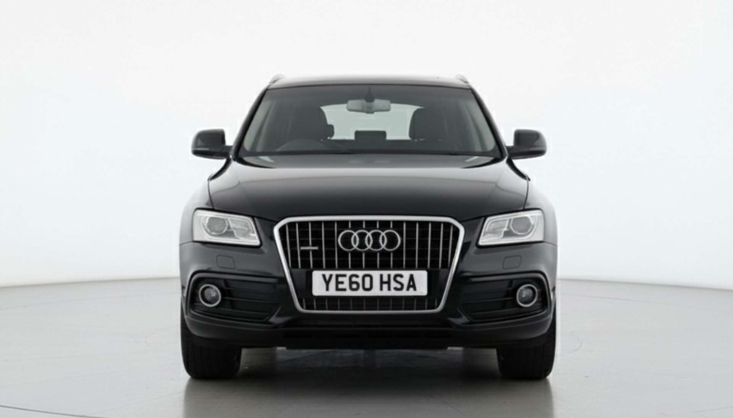 Used Audi Q5 2010 for sale - 76618187: Photo 2