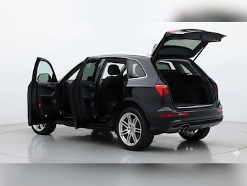 Used Audi Q5 2010 for sale - 76618187: Photo