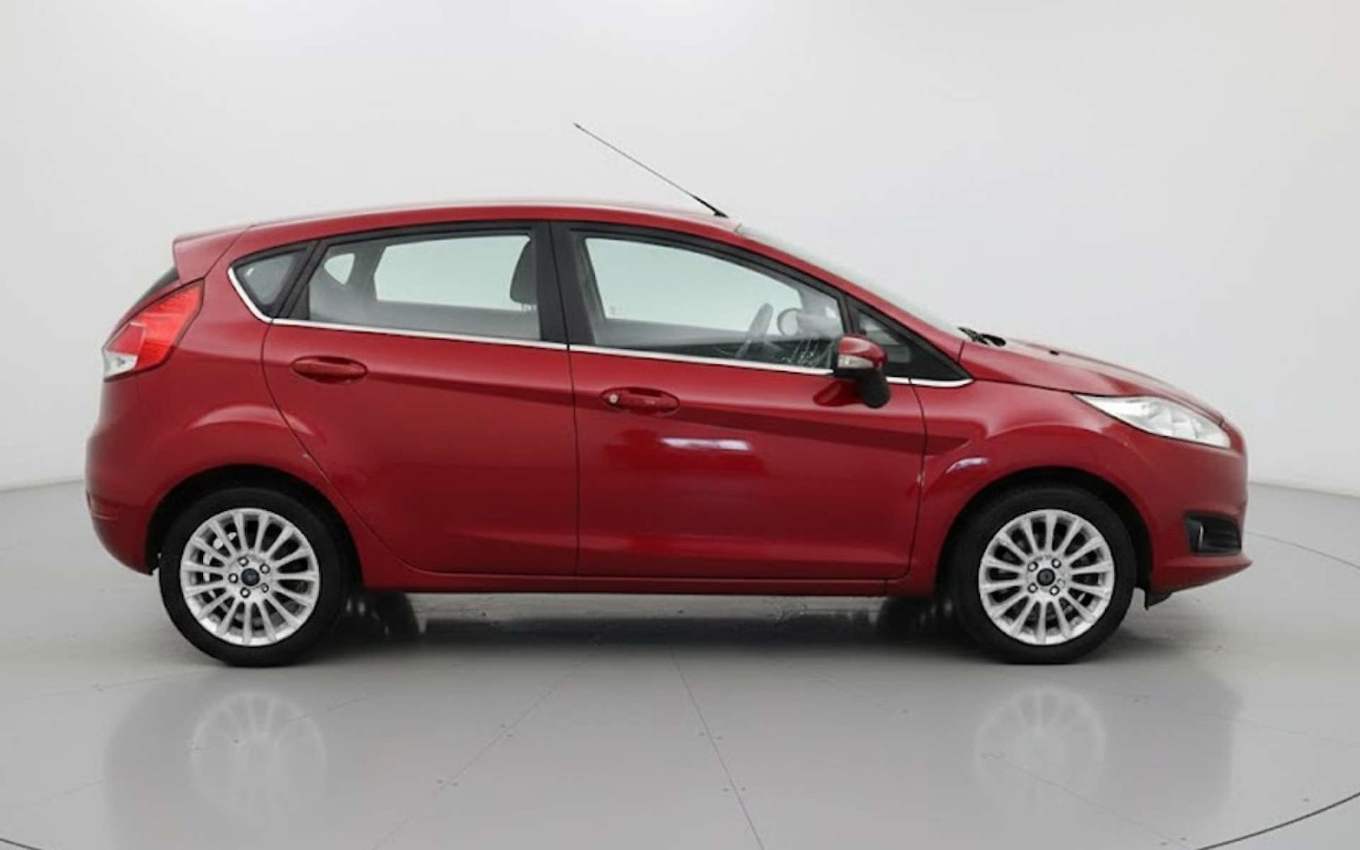 Used Ford Fiesta 2013 for sale - 77189539: Photo 14