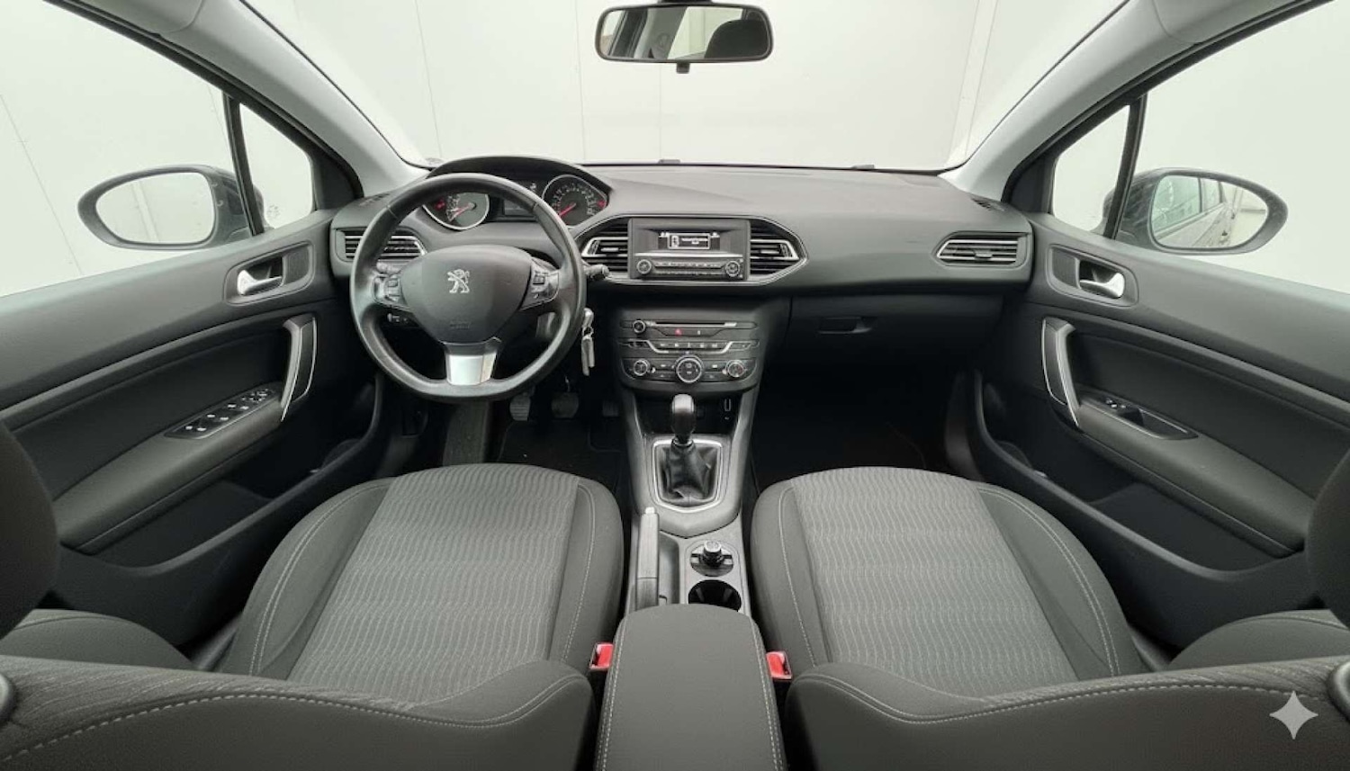 Used Peugeot 308 2016 for sale - 76583425: Photo 6