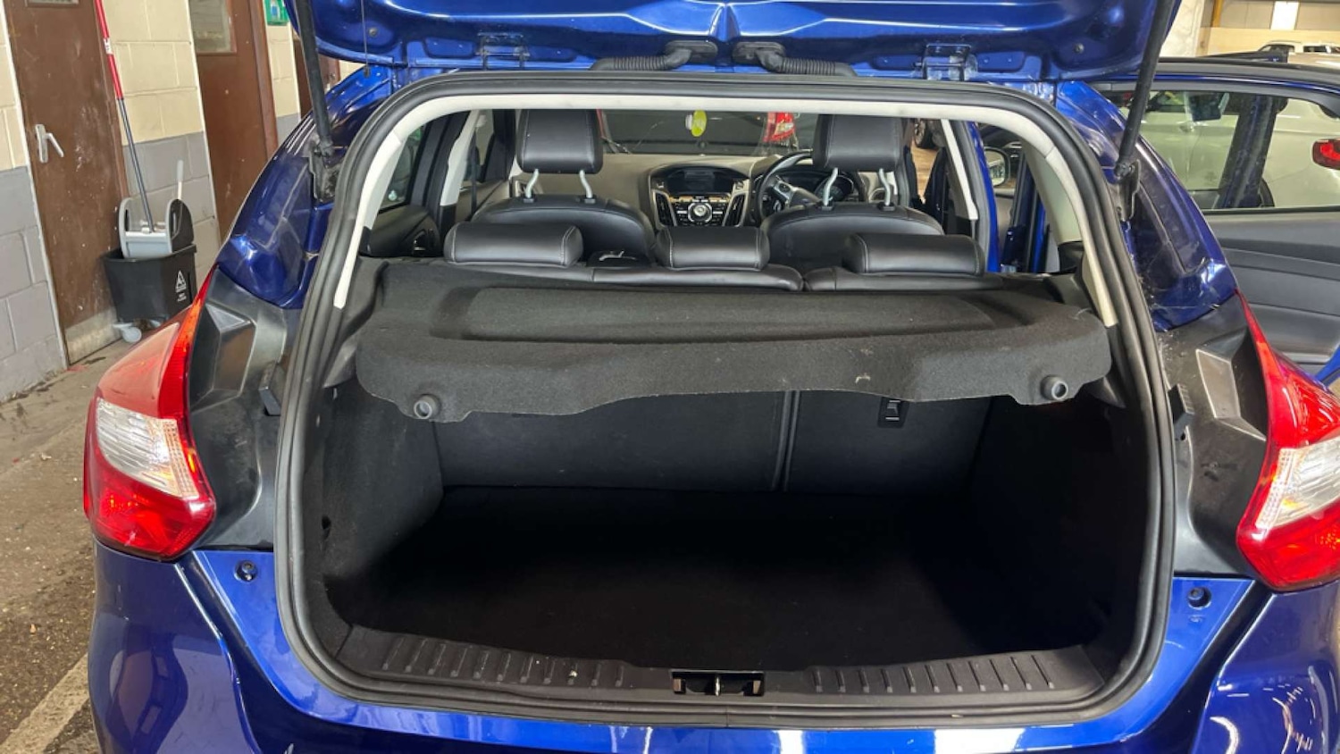 Used Ford Focus 2014 for sale - 76601560: Photo 8