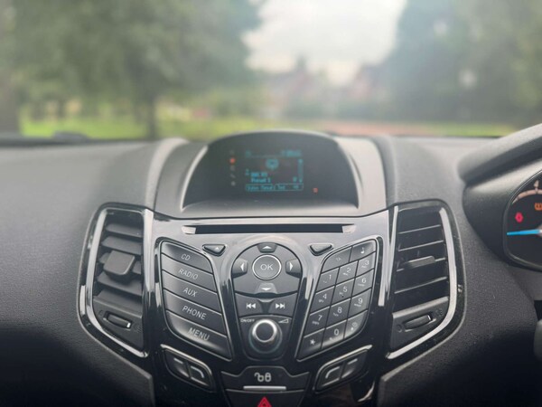 Used Ford Fiesta 2015 for sale - 76208694: Photo 45
