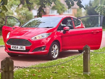 Used Ford Fiesta 2015 for sale - 76208694: Photo 4
