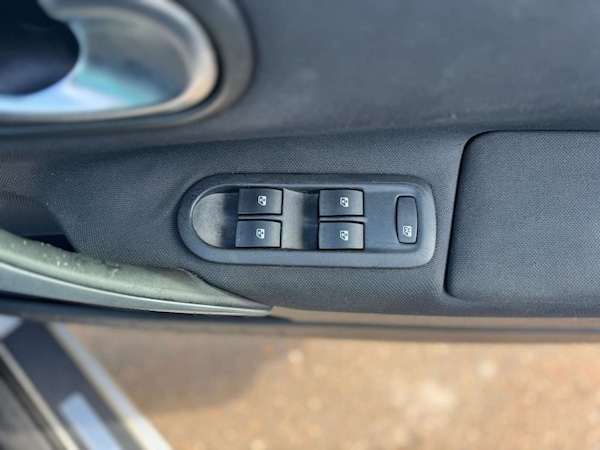 Used Renault Megane 2007 for sale - 76209999: Photo 41
