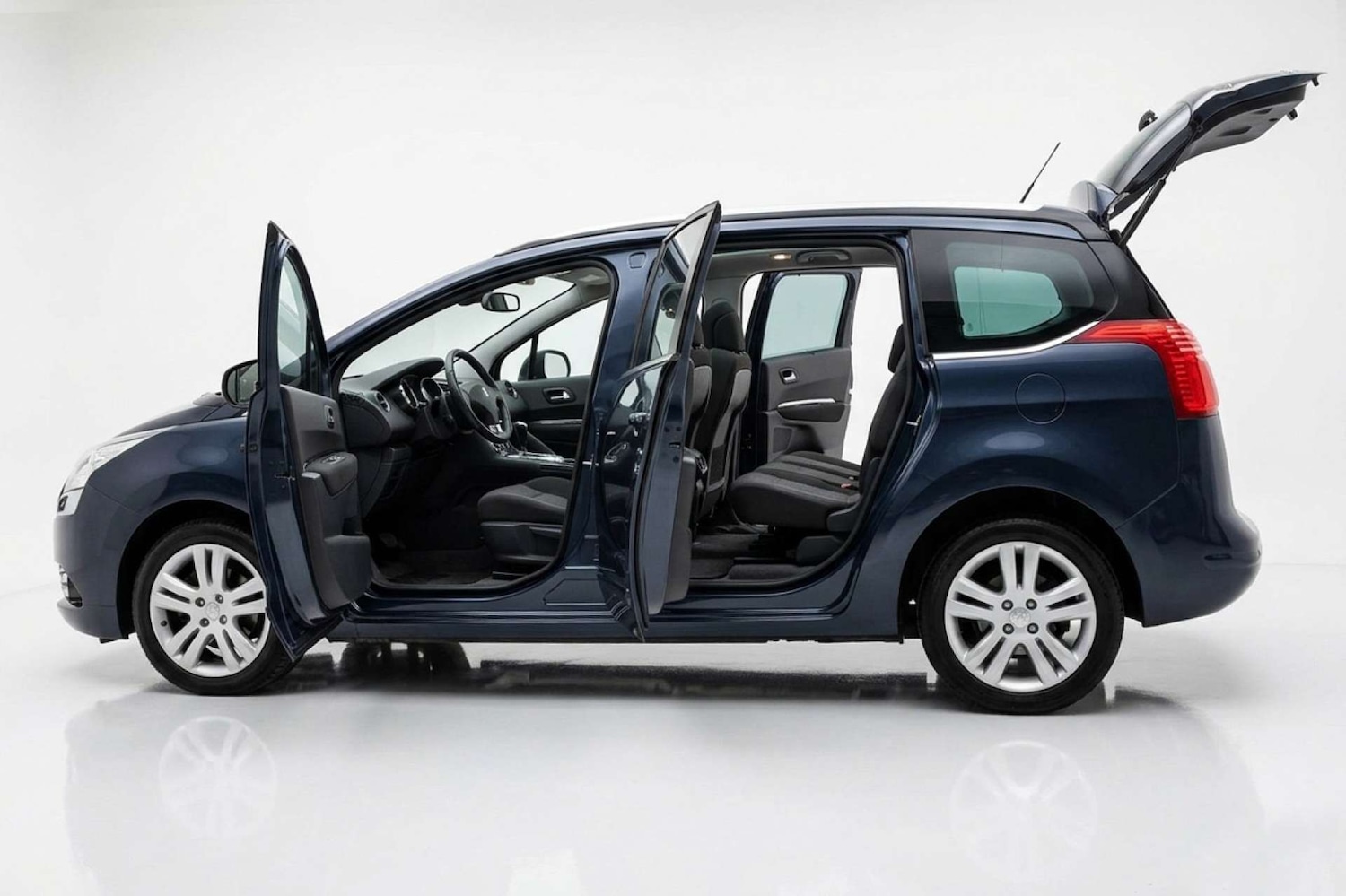 Used Peugeot 5008 2012 for sale - 77821666: Photo 14