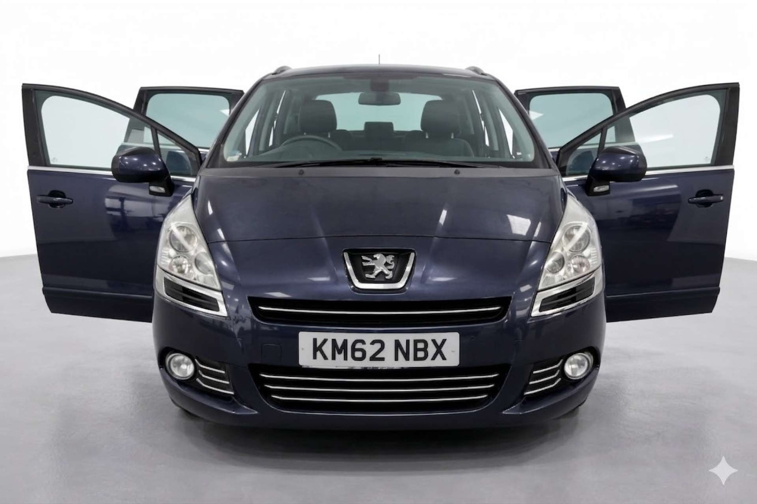 Used Peugeot 5008 2012 for sale - 77821666: Photo 18