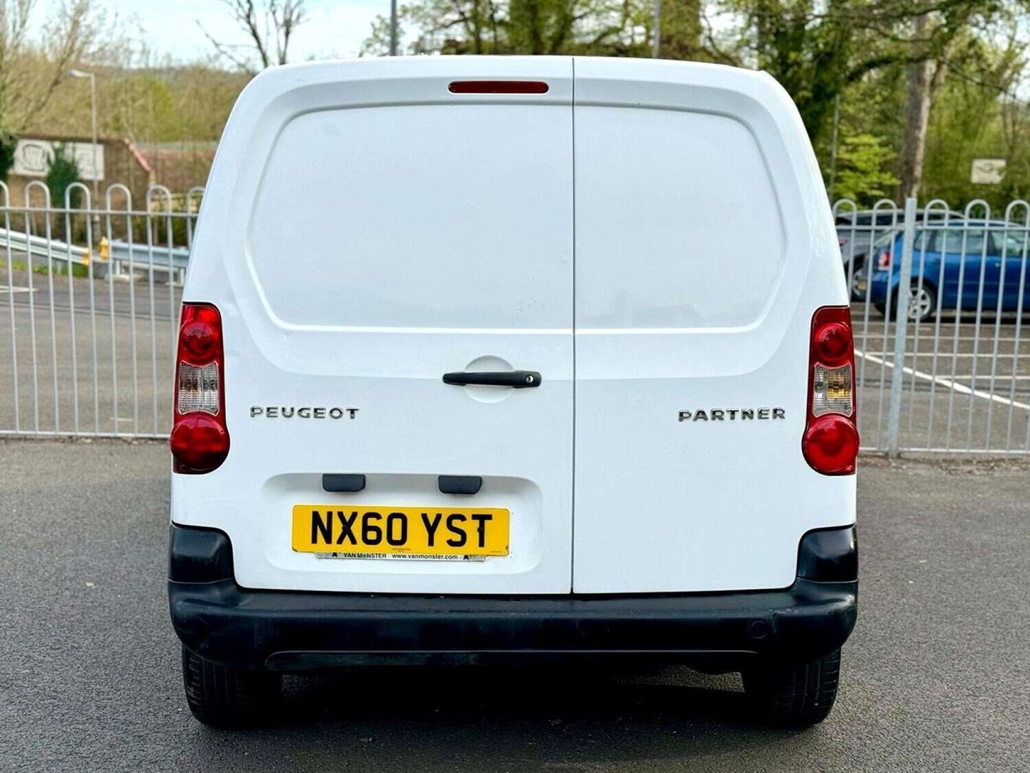 Used Peugeot Partner 2010 for sale - 76601114: Photo 11