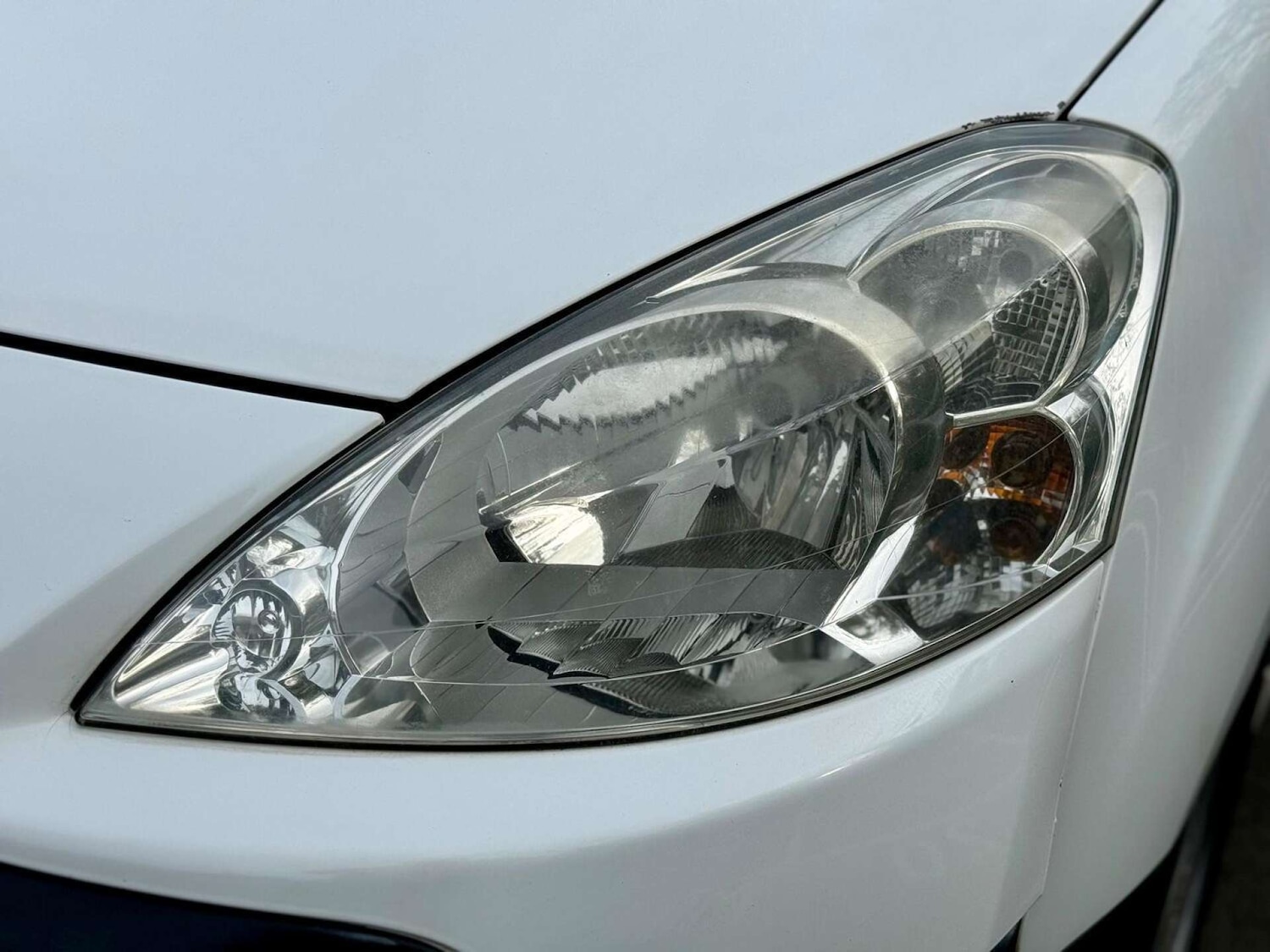 Used Peugeot Partner 2010 for sale - 76601114: Photo 28