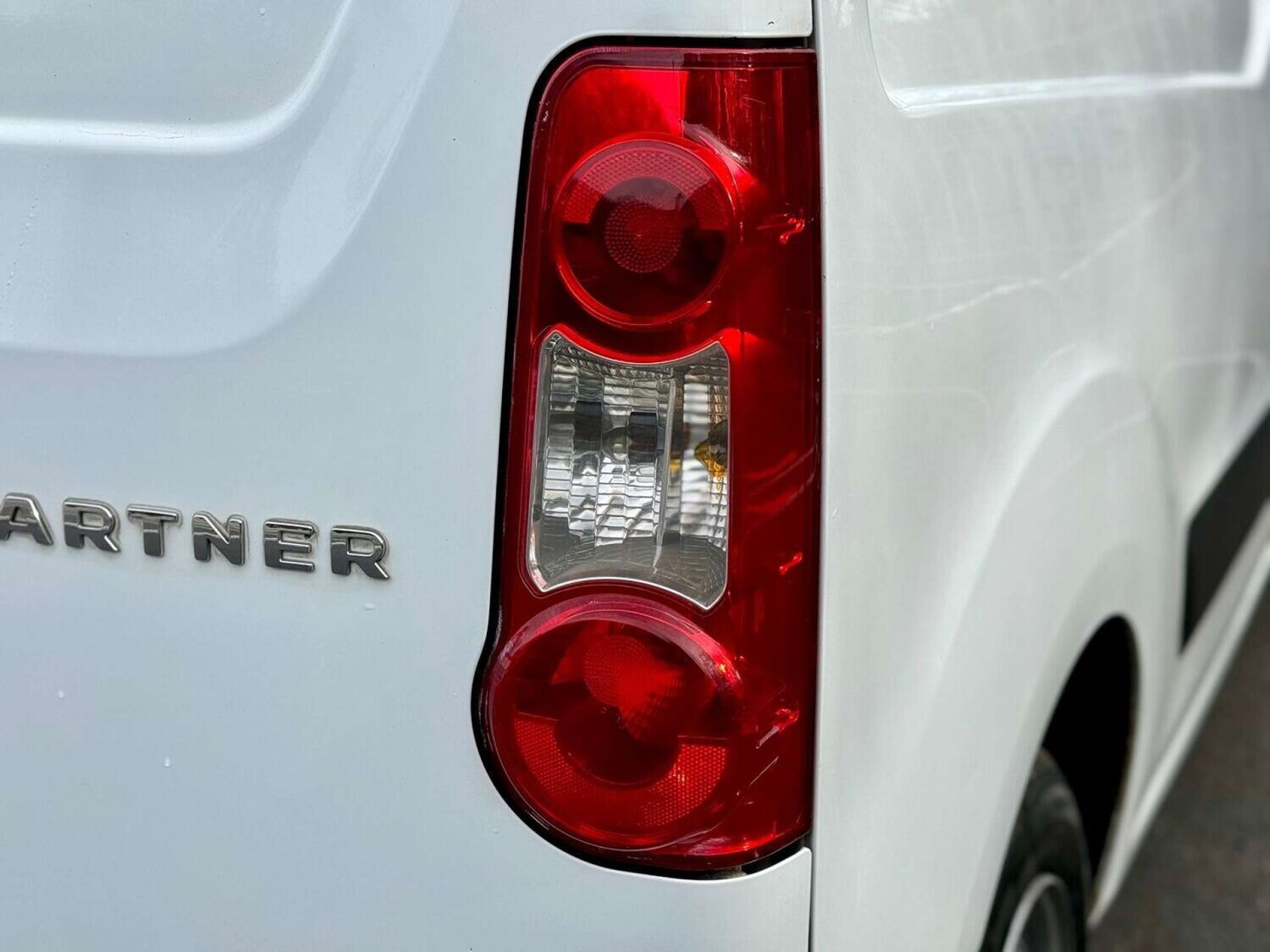 Used Peugeot Partner 2010 for sale - 76601114: Photo 30