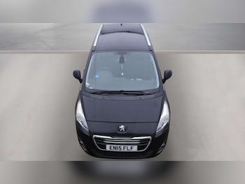 Used Peugeot 5008 2015 for sale - 79558051: Photo