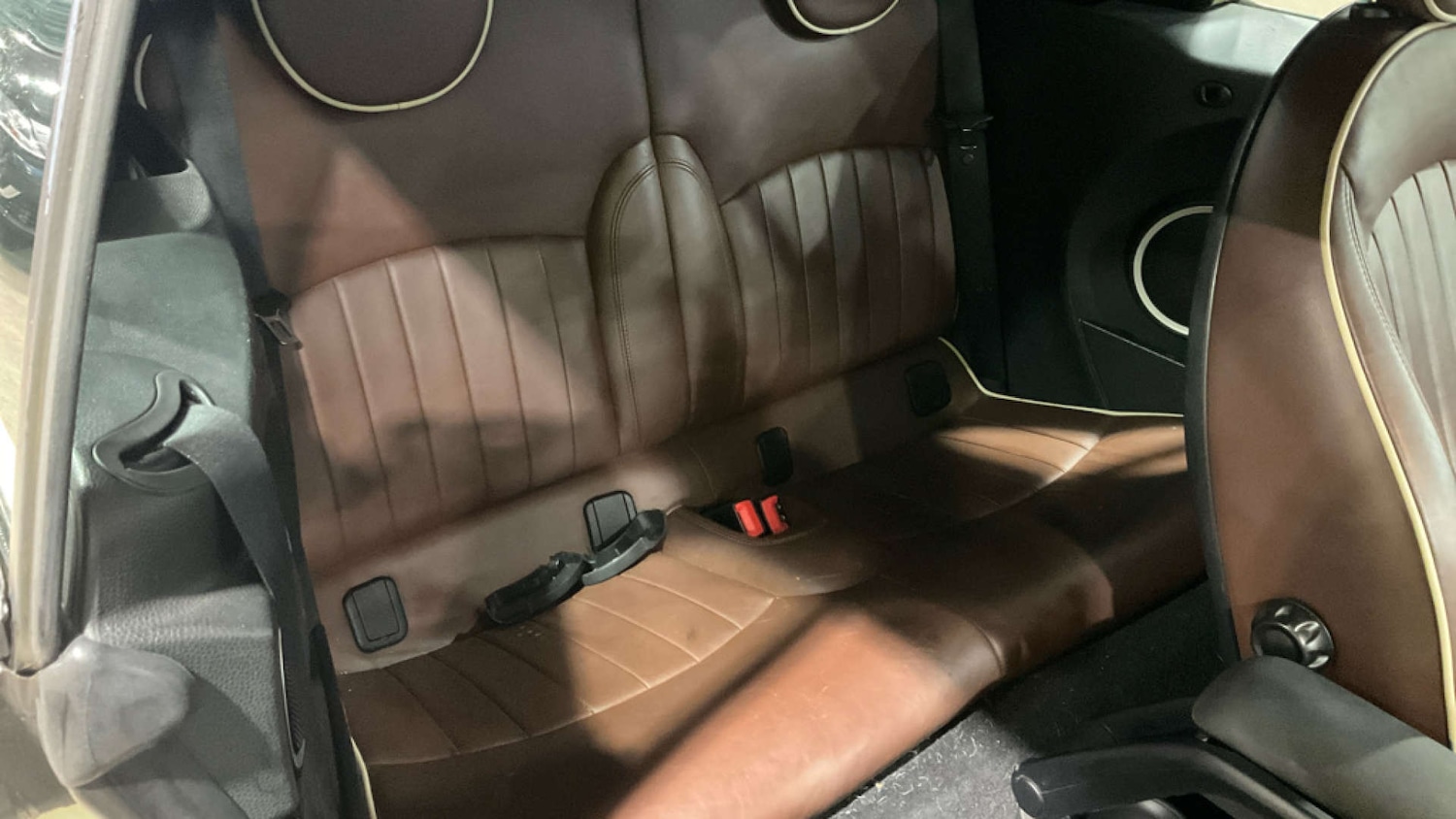 Used MINI Convertible 2014 for sale - 77299355: Photo 10