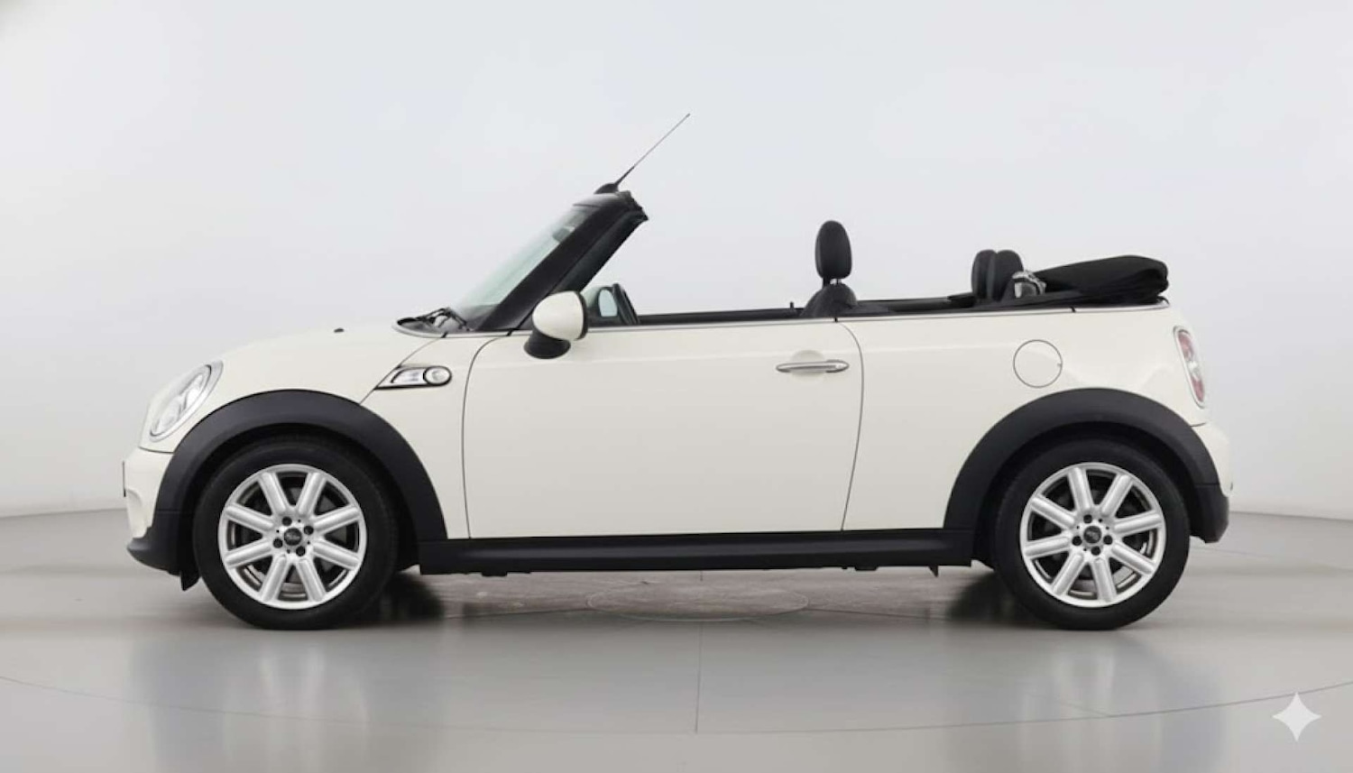 Used MINI Convertible 2014 for sale - 77299355: Photo 12