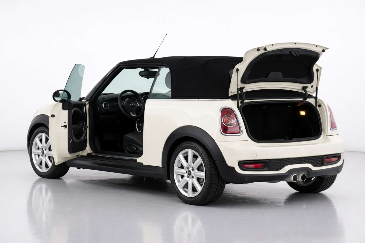 Used MINI Convertible 2014 for sale - 77299355: Photo 22