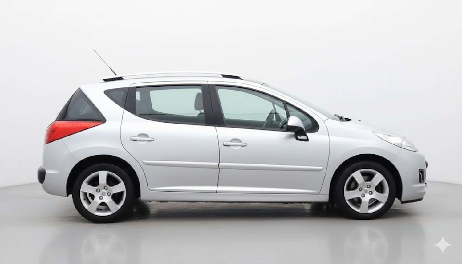 Used Peugeot 207 2012 for sale - 76751988: Photo 12