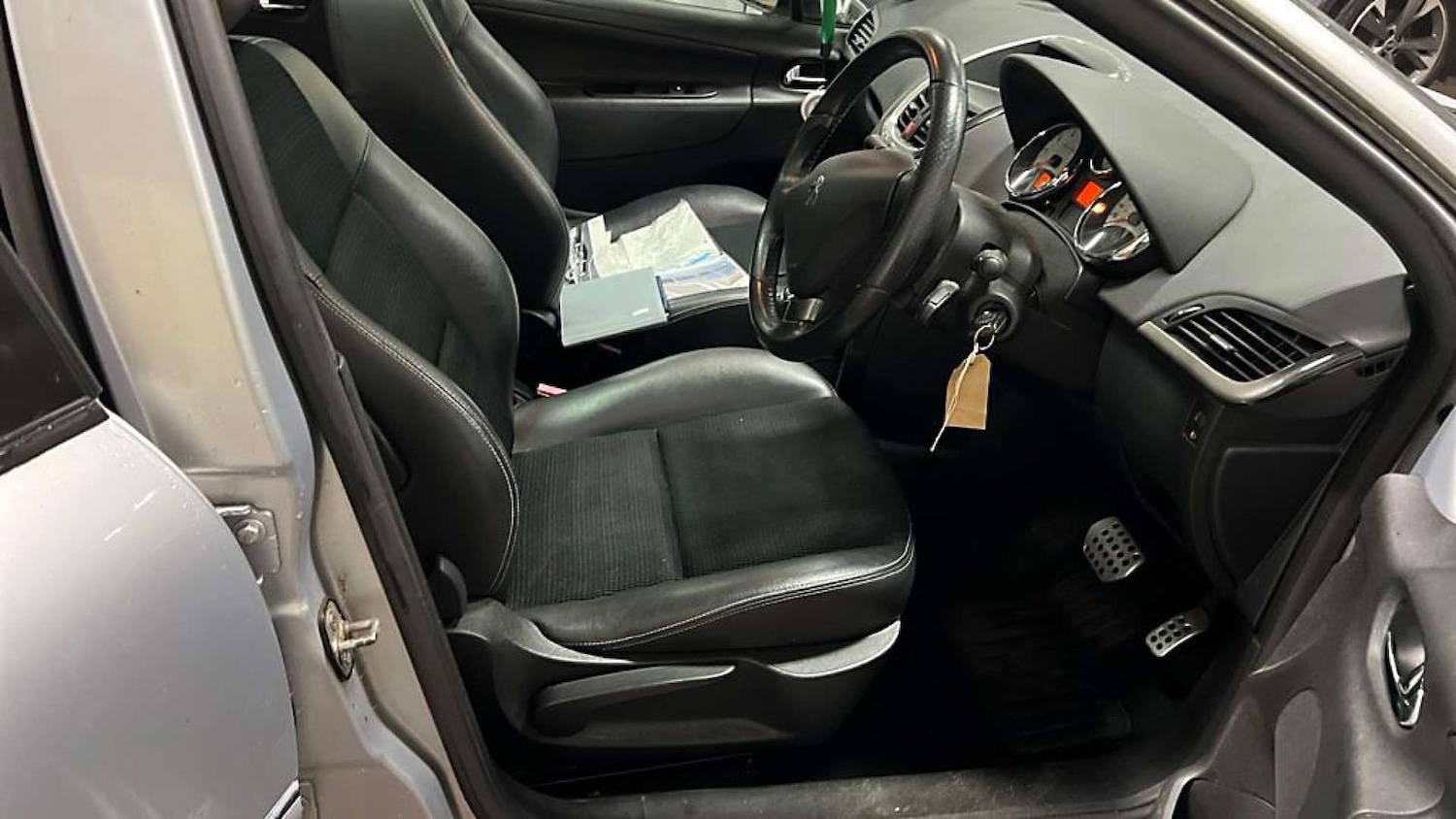 Used Peugeot 207 2012 for sale - 76751988: Photo 15