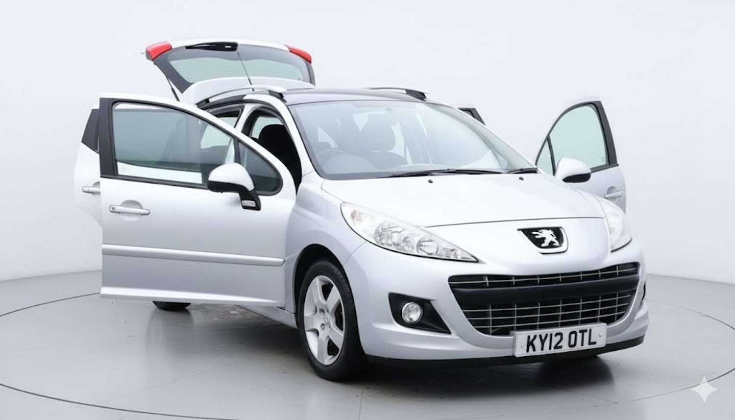 Used Peugeot 207 2012 for sale - 76751988: Photo 2