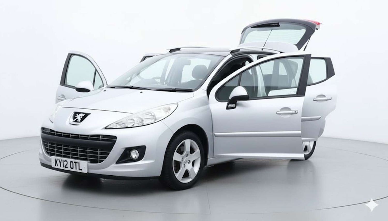 Used Peugeot 207 2012 for sale - 76751988: Photo 4