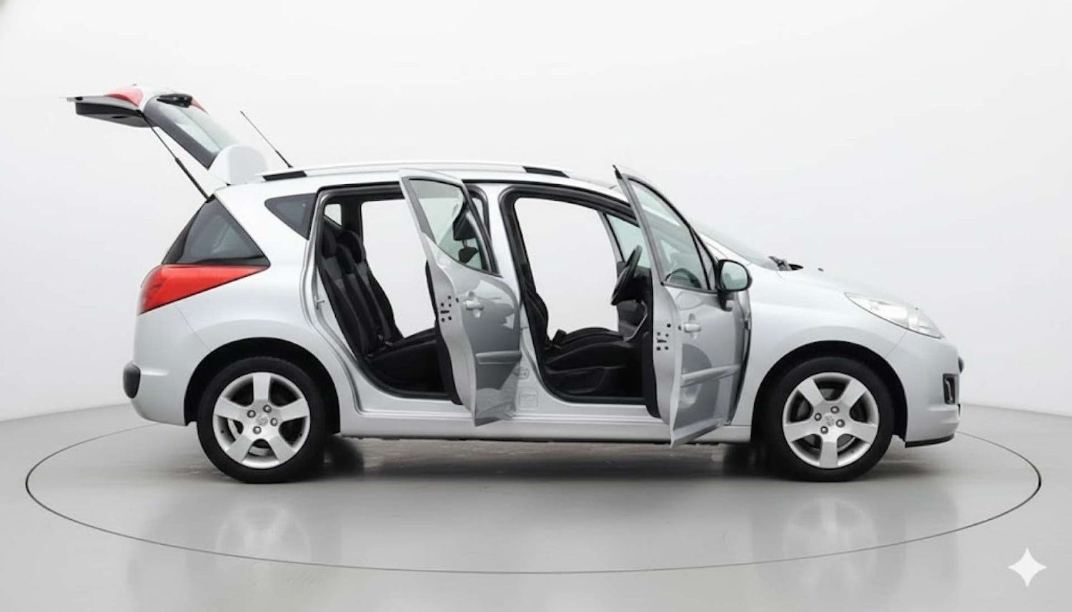 Used Peugeot 207 2012 for sale - 76751988: Photo 6