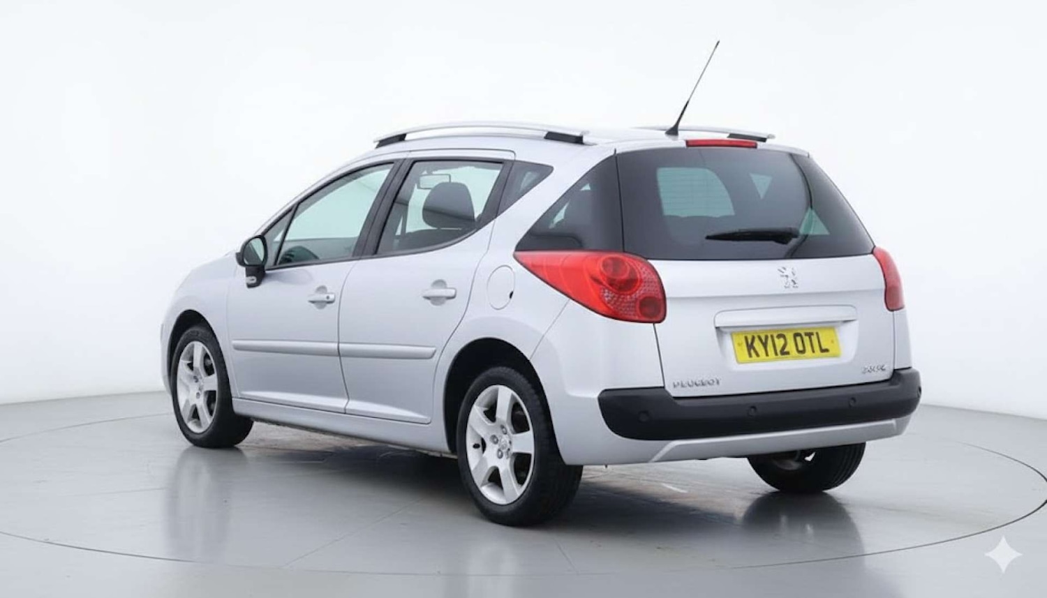 Used Peugeot 207 2012 for sale - 76751988: Photo 9