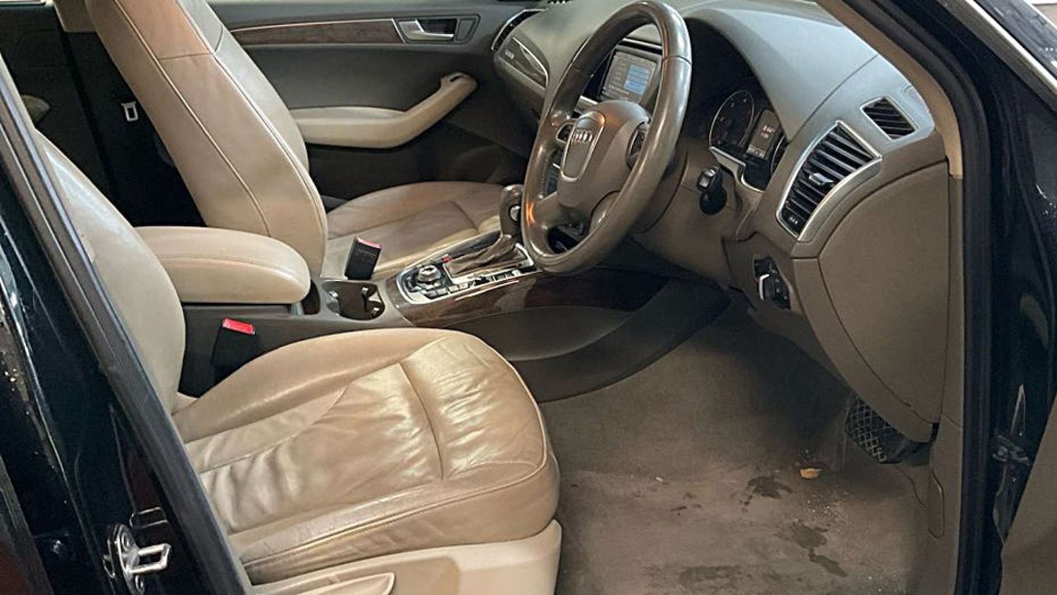 Used Audi Q5 2010 for sale - 77177807: Photo 18