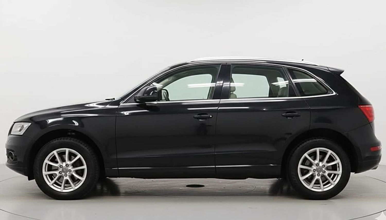 Used Audi Q5 2010 for sale - 77177807: Photo 8