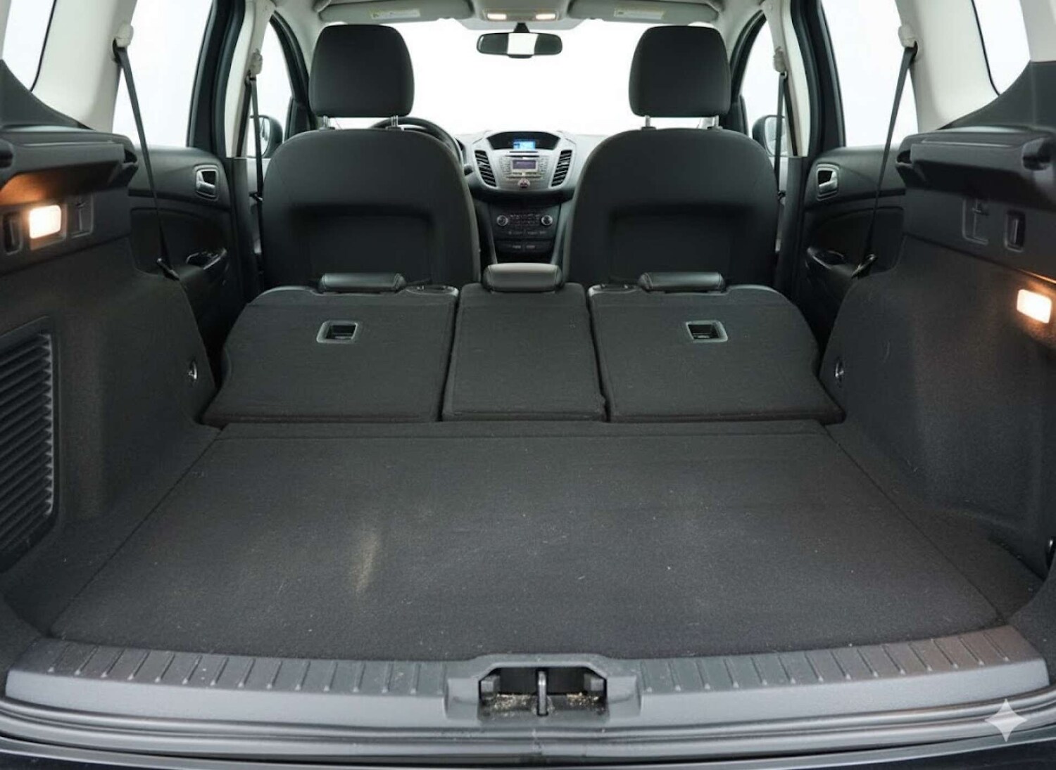 Used Ford Grand C-Max 2015 for sale - 77535012: Photo 14