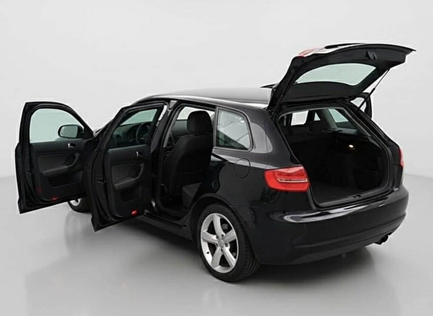 Used Audi A3 2009 for sale - 77262815: Photo 7