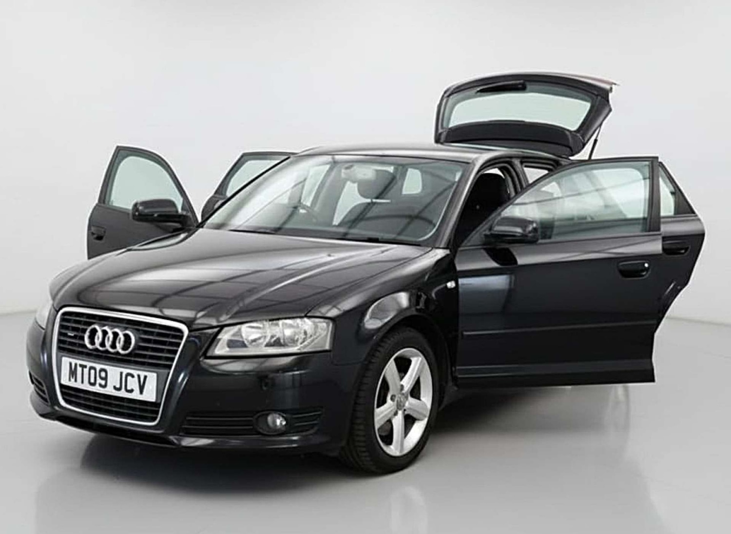 Used Audi A3 2009 for sale - 77262815: Photo 8
