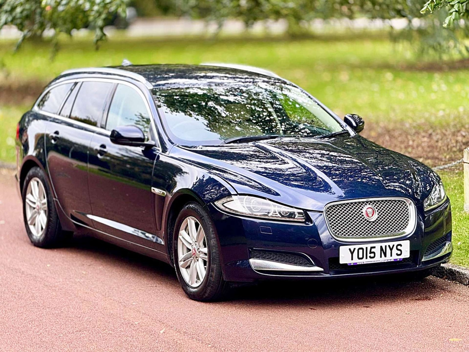 Used Jaguar XF 2015 for sale - 76208696: Photo 10