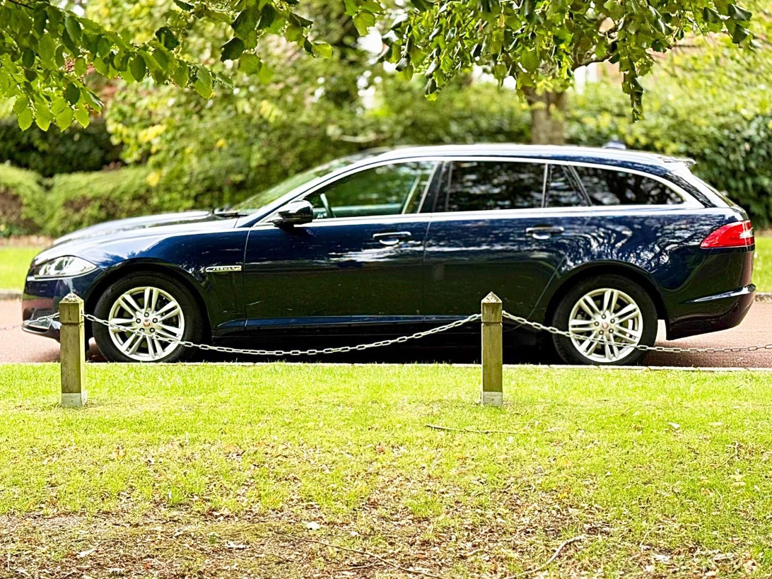 Used Jaguar XF 2015 for sale - 76208696: Photo 15