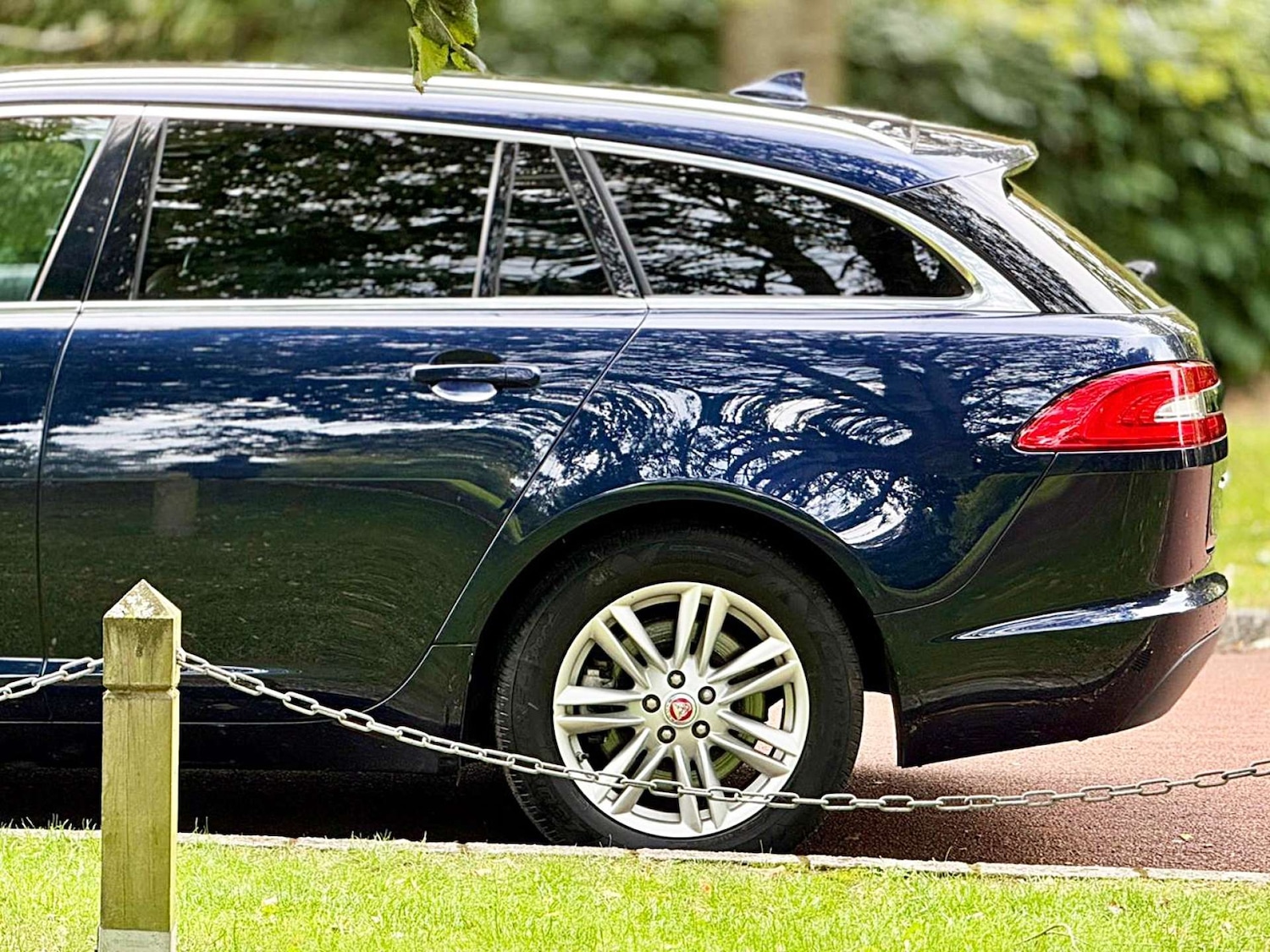 Used Jaguar XF 2015 for sale - 76208696: Photo 18