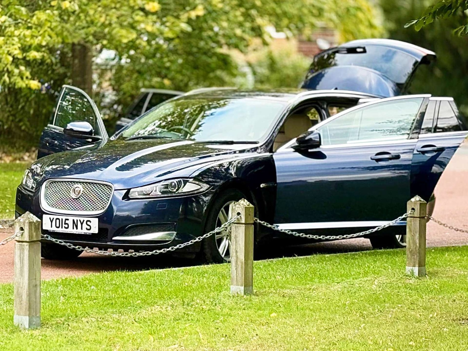 Used Jaguar XF 2015 for sale - 76208696: Photo 30