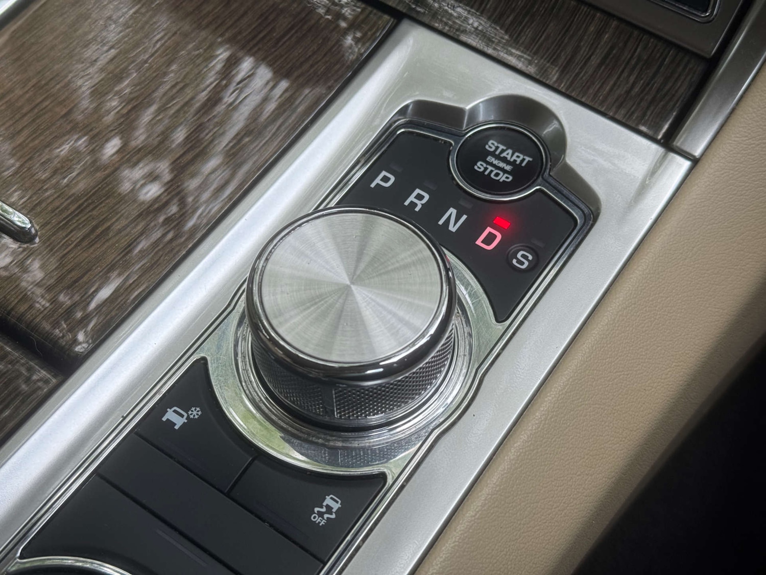 Used Jaguar XF 2015 for sale - 76208696: Photo 34