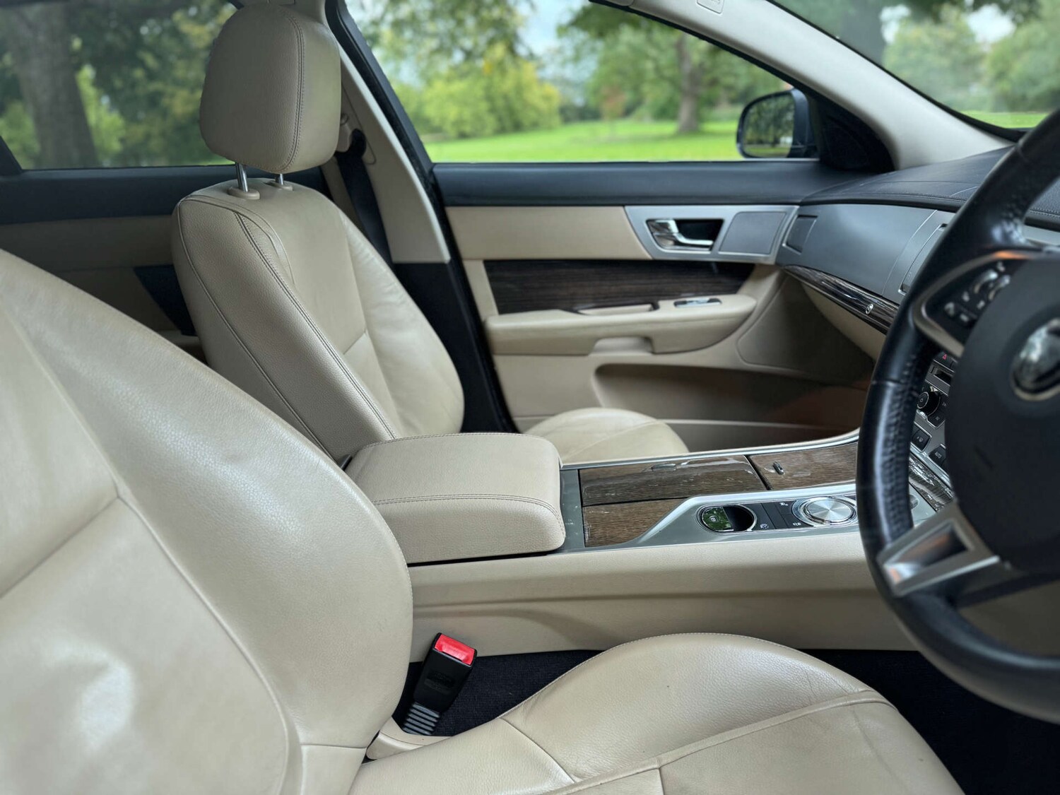 Used Jaguar XF 2015 for sale - 76208696: Photo 53