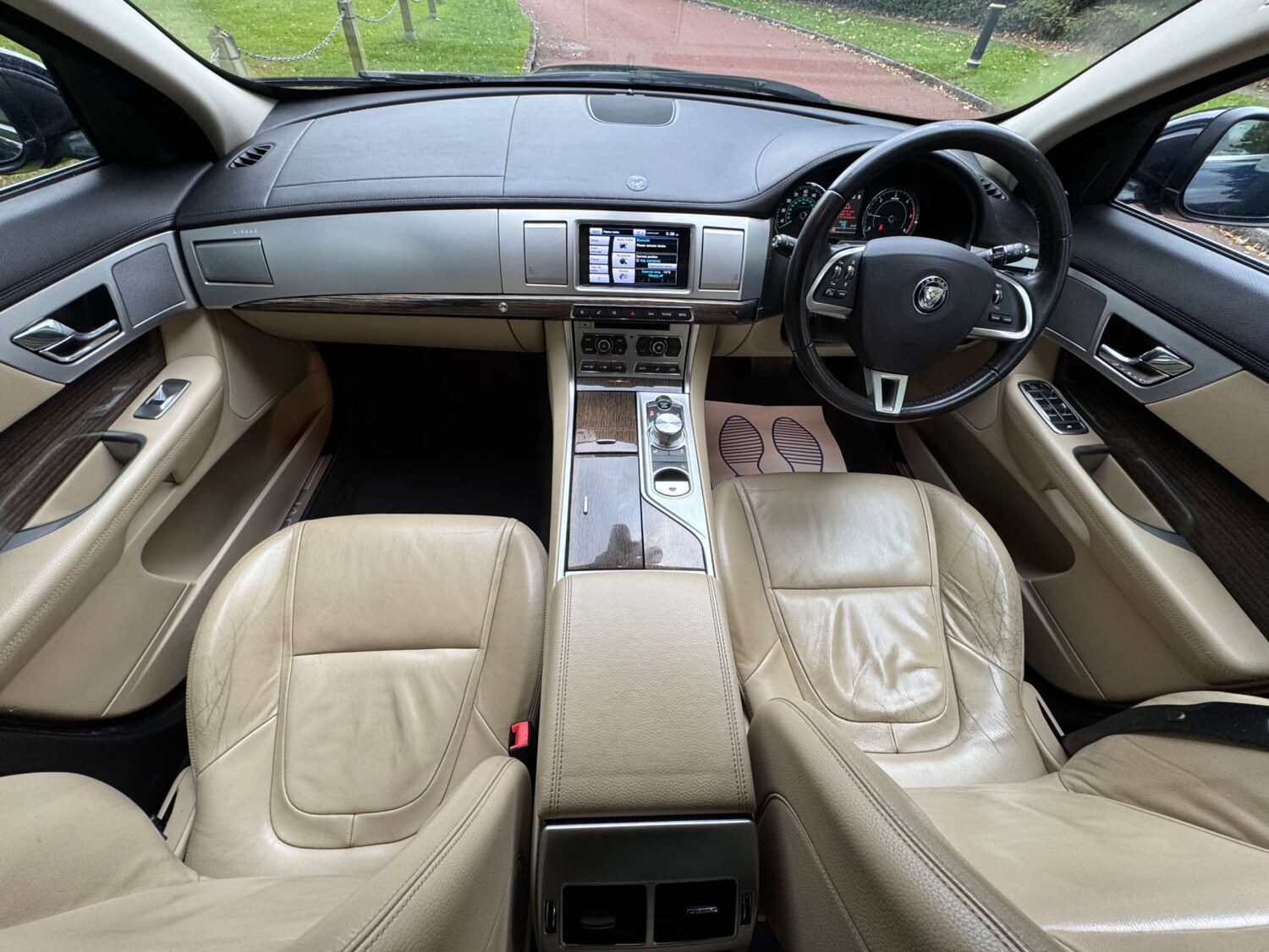 Used Jaguar XF 2015 for sale - 76208696: Photo 71