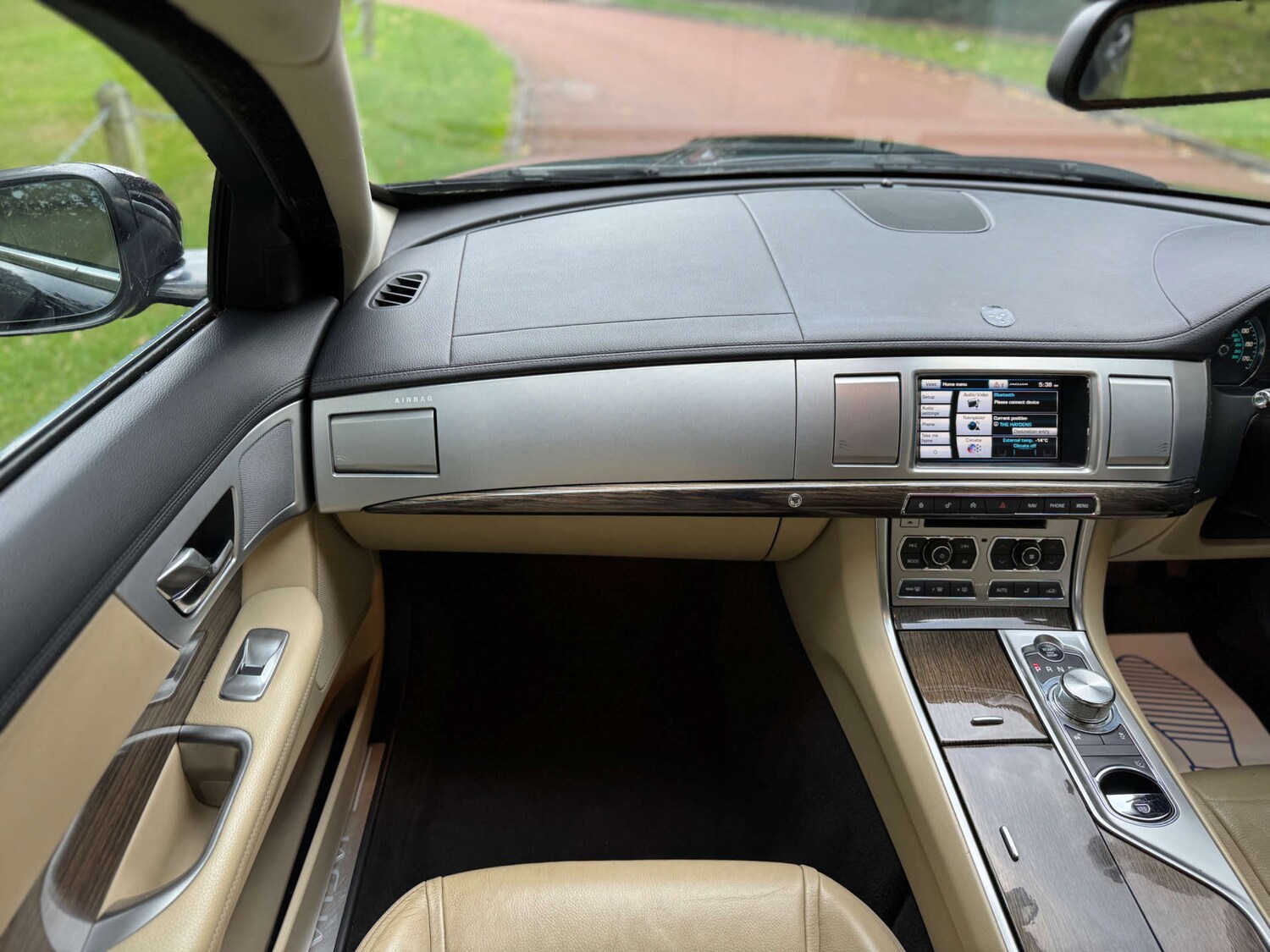 Used Jaguar XF 2015 for sale - 76208696: Photo 74