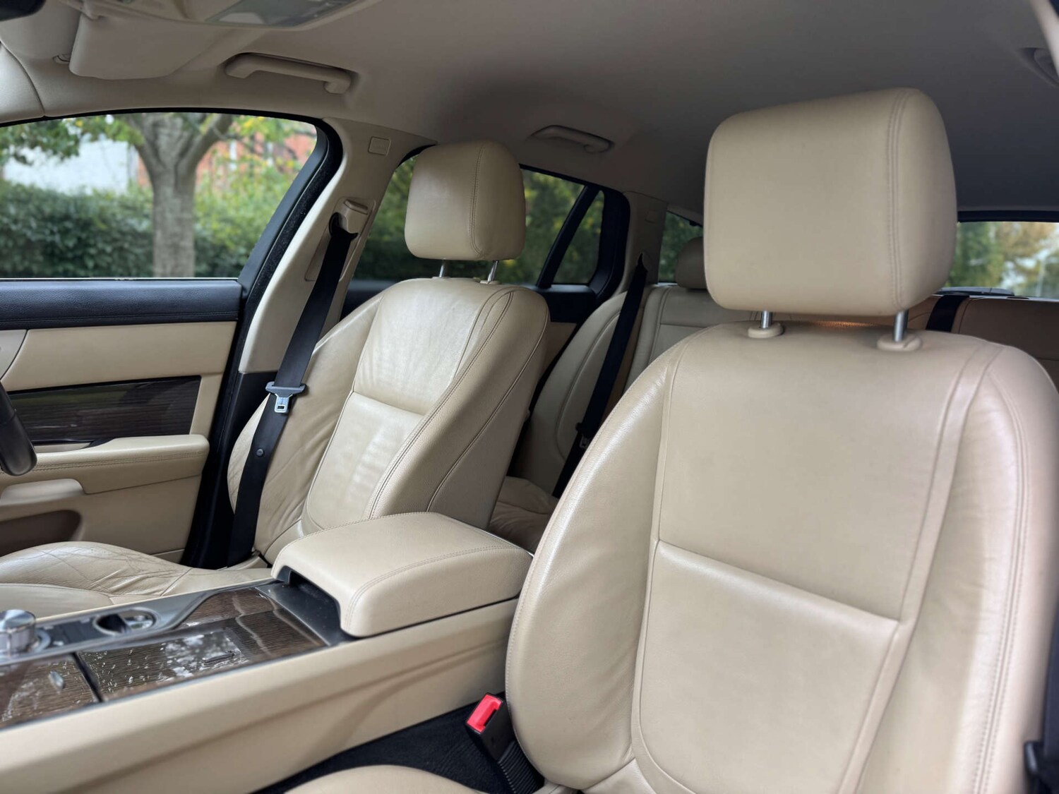 Used Jaguar XF 2015 for sale - 76208696: Photo 76