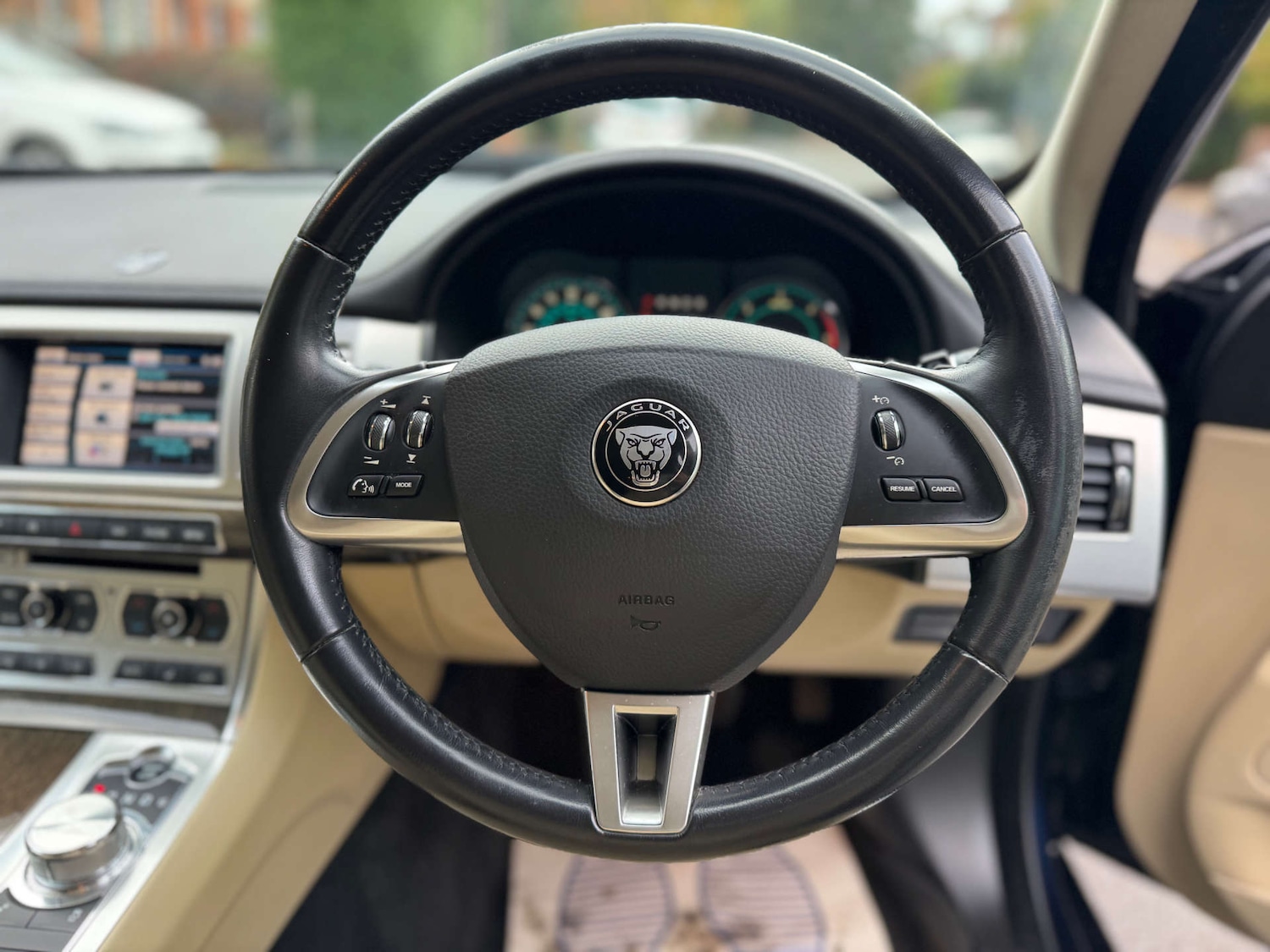 Used Jaguar XF 2015 for sale - 76208696: Photo 80