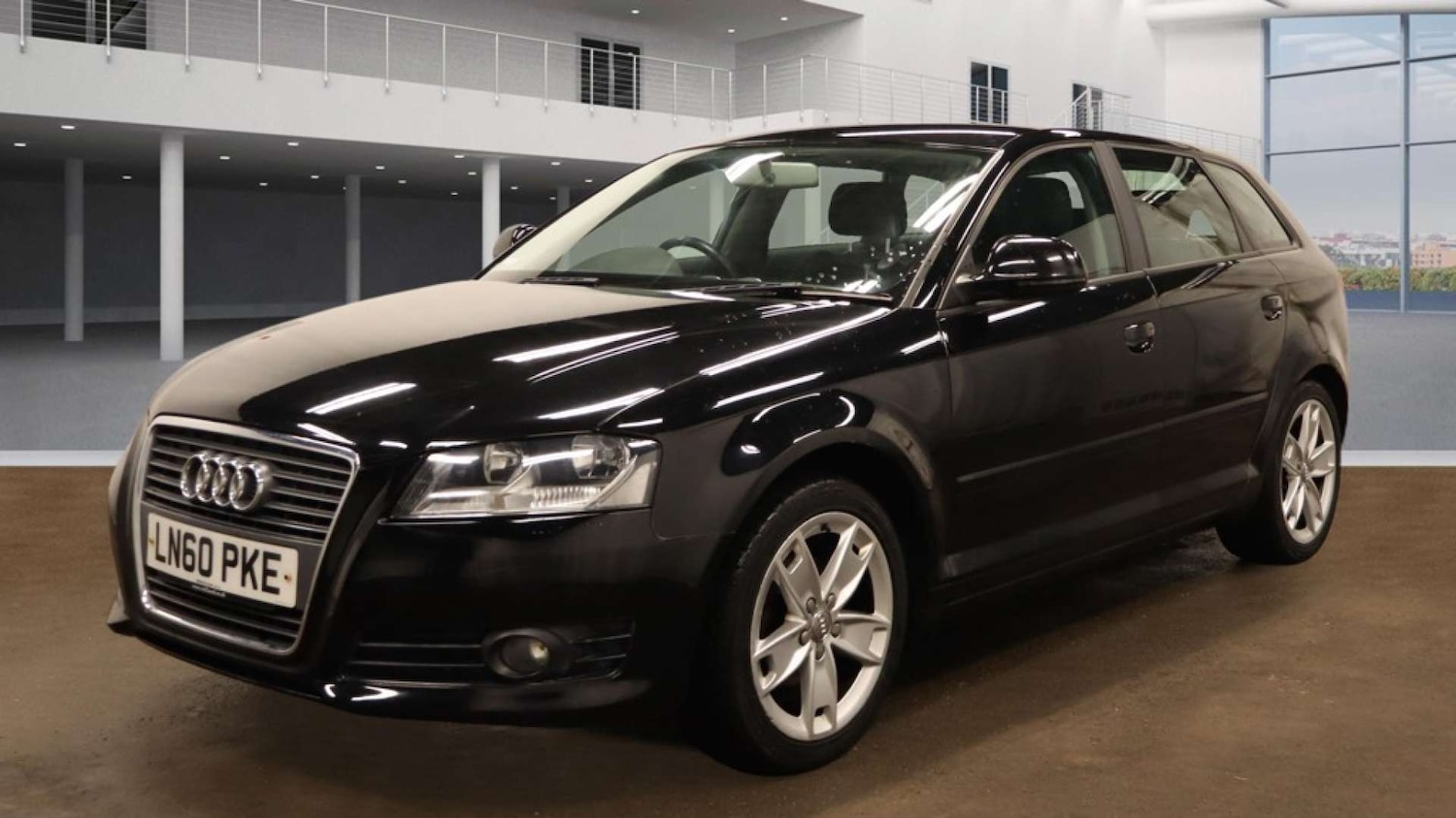 Used Audi A3 2010 for sale - 77457741: Photo 2