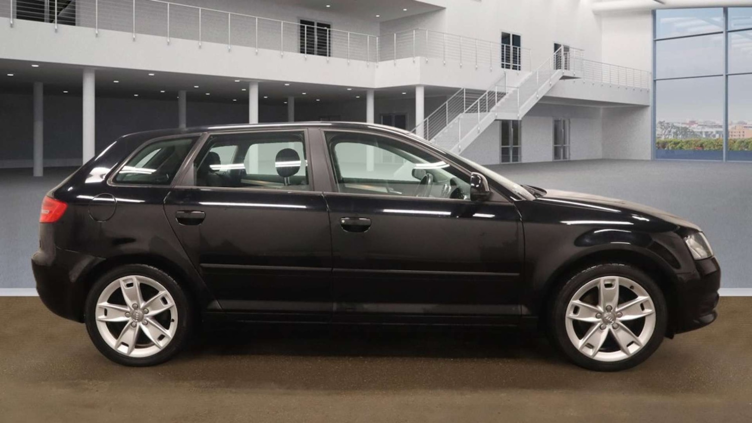 Used Audi A3 2010 for sale - 77457741: Photo 3