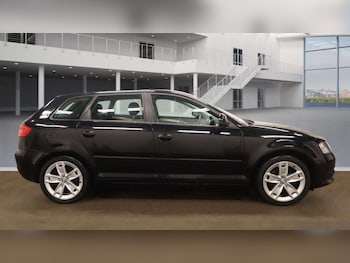 Used Audi A3 2010 for sale - 77457741: Photo