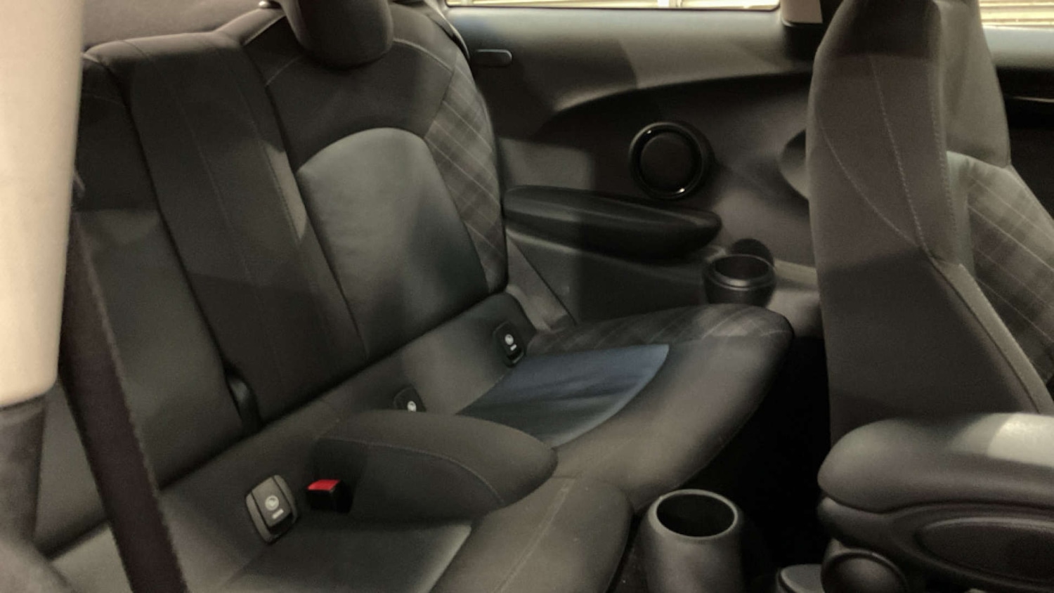 Used MINI Hatch 2018 for sale - 76618199: Photo 17