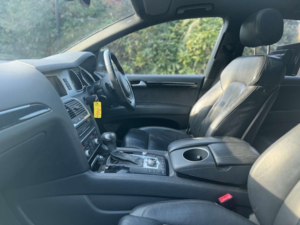 Used Audi Q7 2014 for sale - 73841044: Photo 29