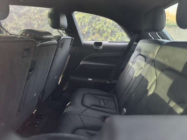Used Audi Q7 2014 for sale - 73841044: Photo 39