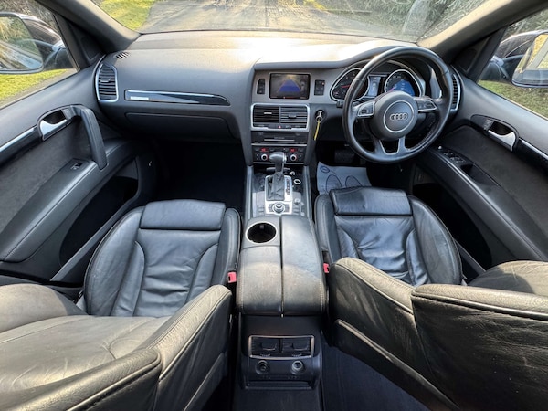 Used Audi Q7 2014 for sale - 73841044: Photo 47