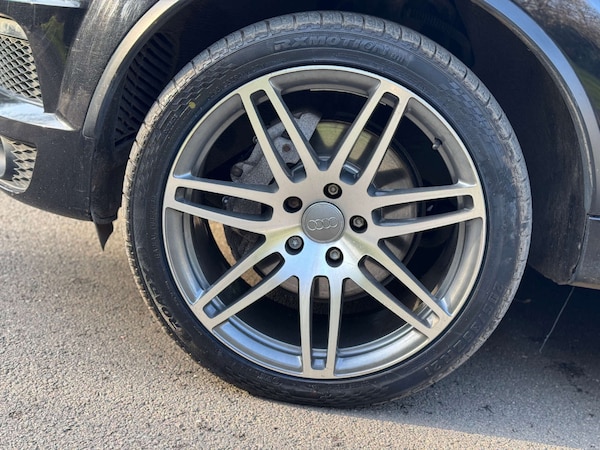 Used Audi Q7 2014 for sale - 73841044: Photo 64