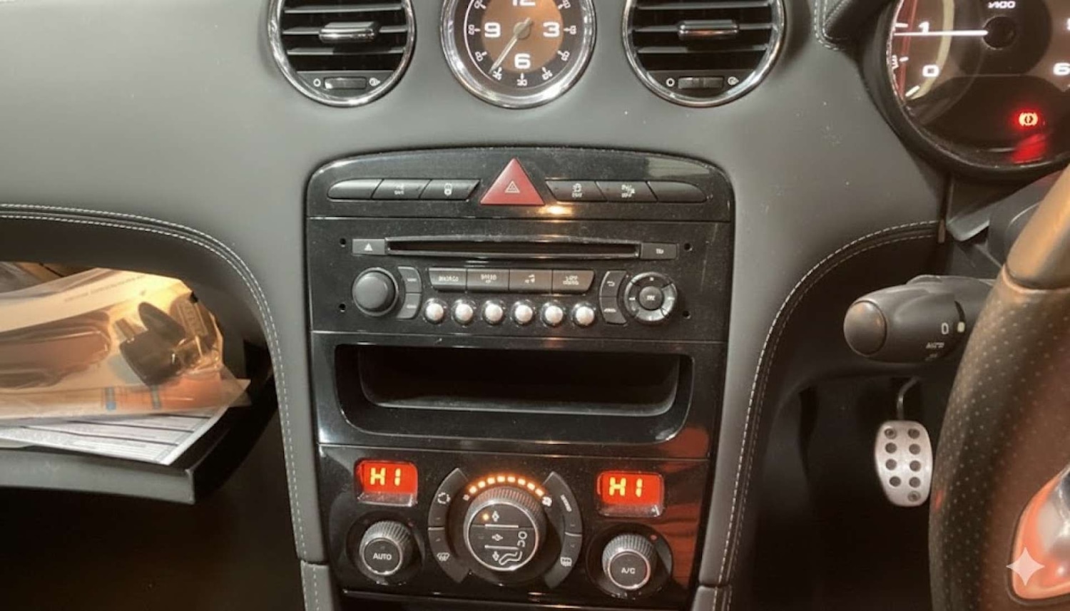 Used Peugeot RCZ 2013 for sale - 77189537: Photo 18