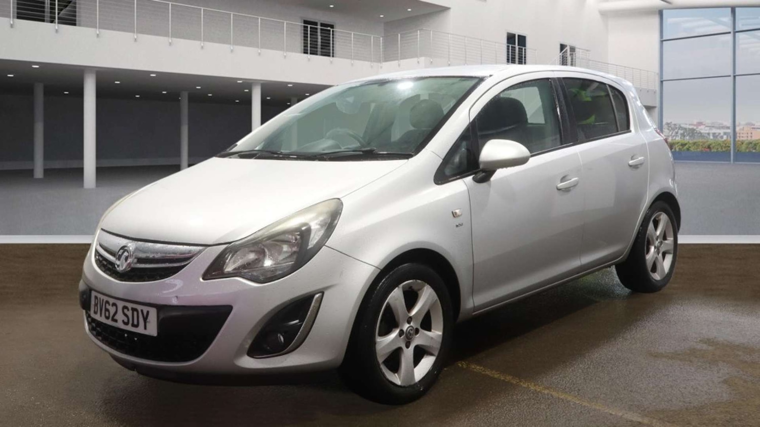 Used Vauxhall Corsa 2012 for sale - 77288578: Photo 2